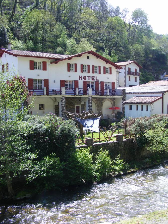 Hotel Le Clementenia Arnéguy Exterior foto